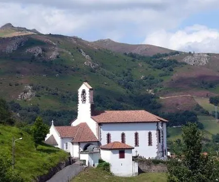 Ecolo-vegan Ou Amateurs Au Pays Basque Saint-Martin-dʼArrossa